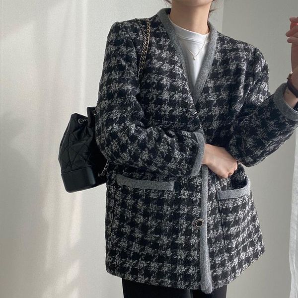 

ewq] 2021 autumn winter female v-neck long-sleeved single breasted minimalist patchwork panelled plaid woolen suit coat 8d416, Black;brown