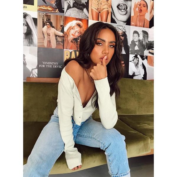 

korean style o neck short knitted sweaters women thin cardigan fashion short sleeve sun protection crop ropa solid mujer, White;black