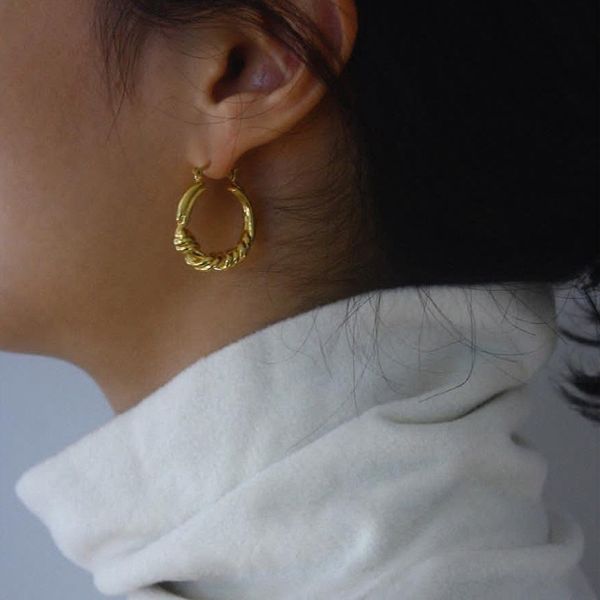 NUOVO design fantasia Orecchini a cerchio in rame placcato oro reale Eleganti orecchini a bottone in spago
