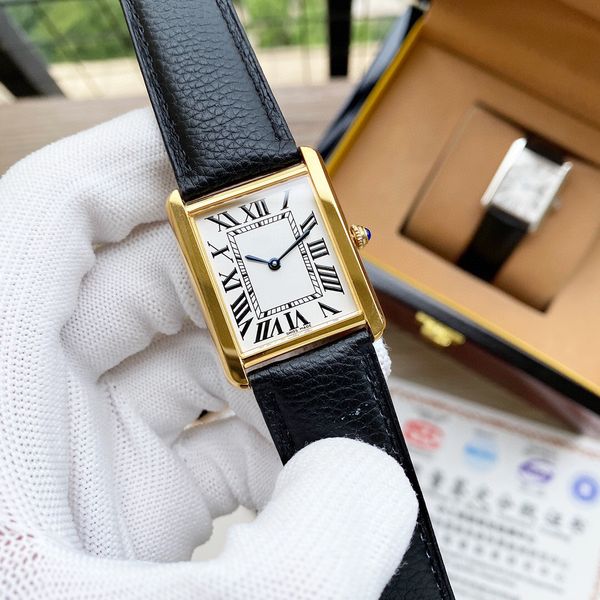 

2020 classic tank solo quartz watches joker leather wristwatches square watch 27*34mm tw factory d3122, Silver