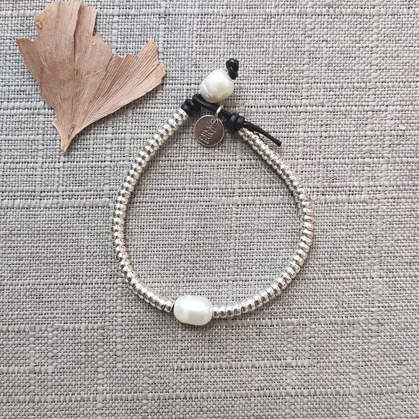 

handmade real pearl beads bracelet fashion knotted leather arm decoration jewelry man women silver-color accessories 2020 new1, Golden;silver