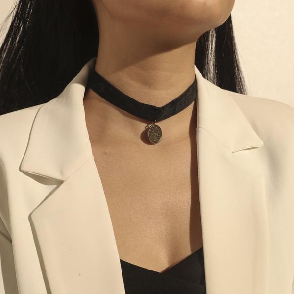 

chokers fashion black velvet round constellatory pendant choker necklace for women stretch statement accessories jewelry, Golden;silver