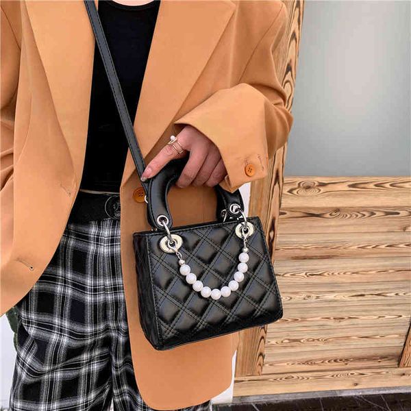 

net red bag 2021 new early spring fashion korean versatile messenger fairy lingge hand diana