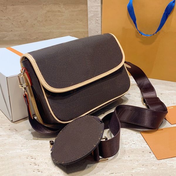 

старый цветок подмышек сумка женщины crossbody сумки кошелек l письмо лоскутная цвета широкий ремень плеча засов внутренняя молния 2 pic