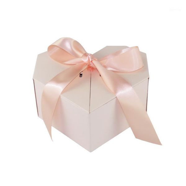 

empty paperboard cardboard eco-friendly heart shaped gift box for rose flower1