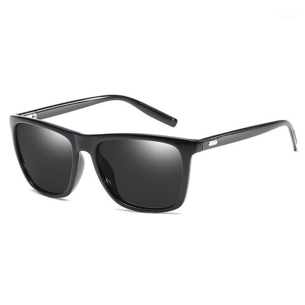 

classic men polarized sunglasses fashion brand design driving sun glasses for men eyewear mirror shades uv4001, White;black