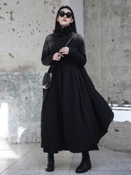

[eam] 2020 new spring winter ruffled collar long sleeve black irregular big hem fold loose long dress women fashion tide lj201203, White;black