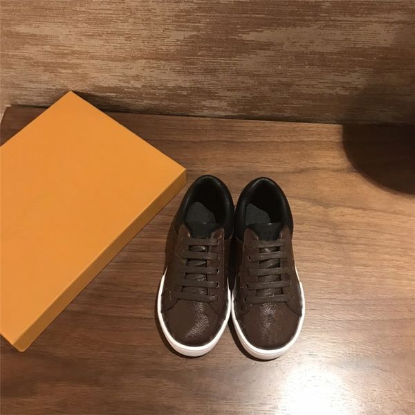 

2020s designers luxury boys girls shoes fashion kids loafers children flats casual boat shoes children's wedding moccasins leather shoe, Black;red