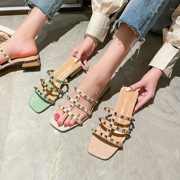 

slippers 2021 rivet korean version of the flat bottom wear female summer fashion non-slip heel sandals and slippers1, Black