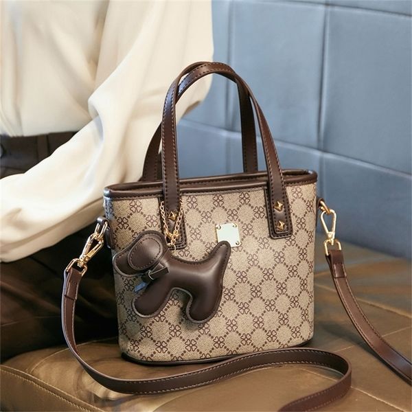 

outlet sale 80% off [with new women's messenger printed versatile shoulder fashion tote handbag wholesale store