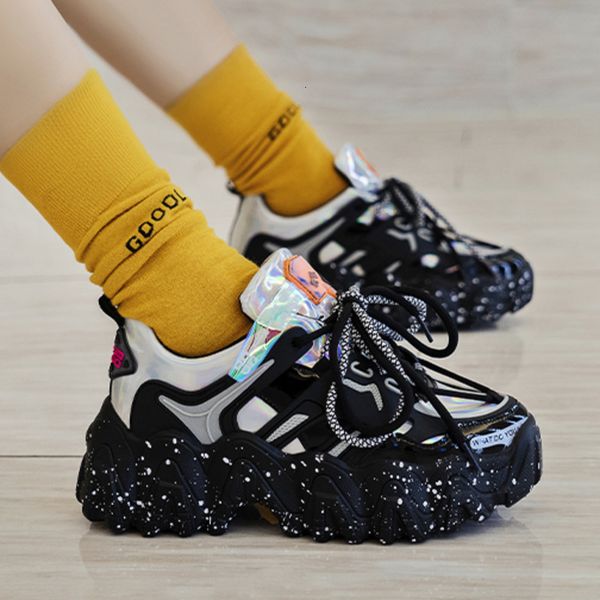 

2021 new chunky designers in women's fashionable casual sports trainer old woman shoes r8zb, Black;white