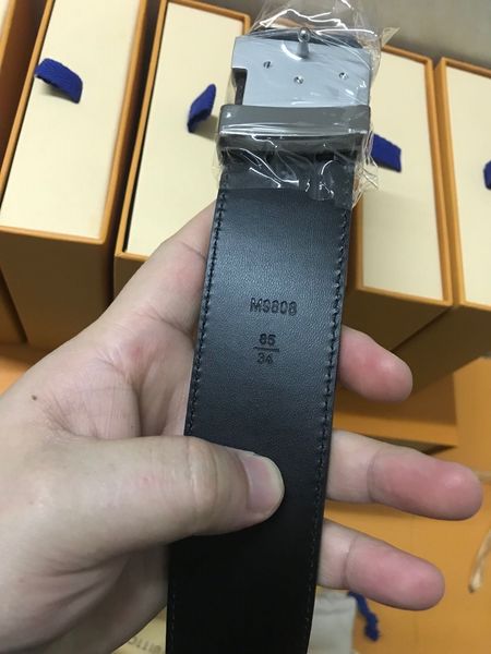 

2021 belt 19fashion women luxurys designers men designers belts new classic belt with box,real leather production ,the factory source, Black;brown