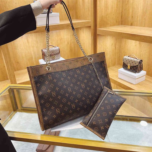 

2022 factory wholesale new bag capacity fashion tot portable one shoulder large letter printing chain women's bag tnf4