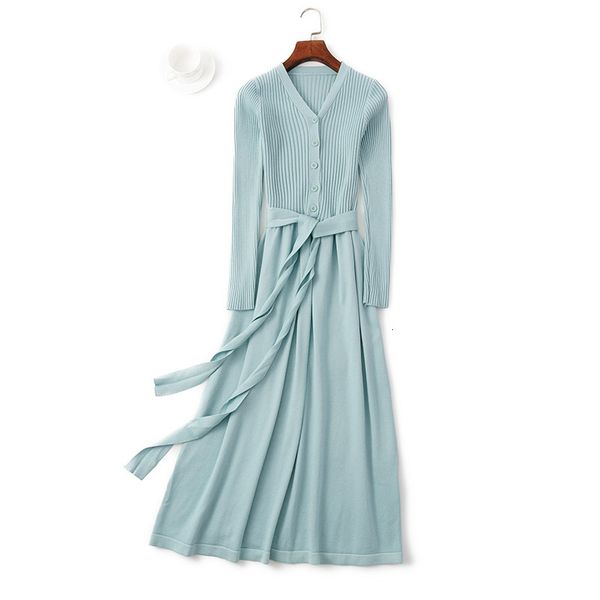 

2021 new autumn winter v-neck maxi women ol female long sweater with belt elegant a-line solid slim dress xu61, Black;gray