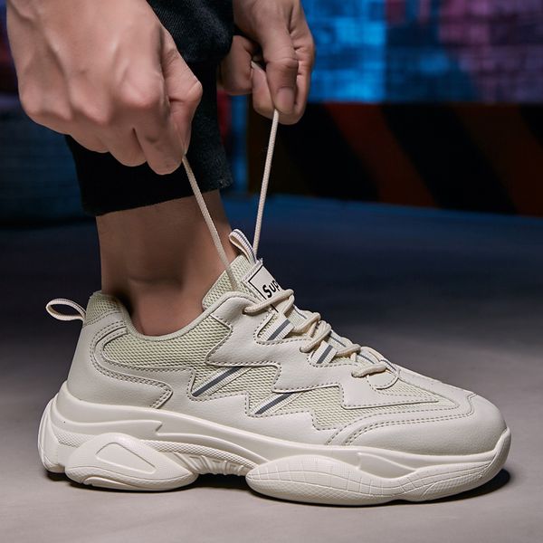 

2020 new fashion men's shoes with mesh and air permeability, Black