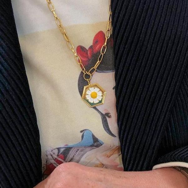 

aomu 1set 2020 корея новая горячая маленькая маргаритка тюльпан металлический кулон ожерелье кольца браслет для женщин девочек ювелирные изд, Black