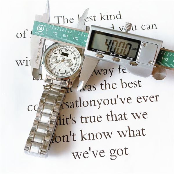 

2020 new men's watch fashion sports business gentleman watch life waterproof belt calendar normal work surprise gift, Silver