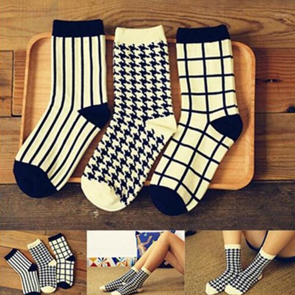 

fashion style cotton socks women men stripe houndstooth grid printed socks casual spring autumn breathable1, Black;white