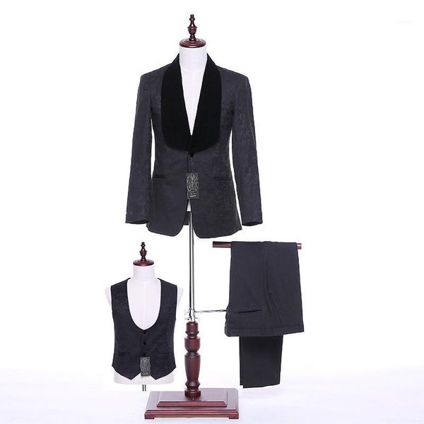 

new 2020 italy mens classic suits black floral men prom suits wedding groom tuxedo 3 piece black velvet lapel (jacket+vest+pant)1, White;black
