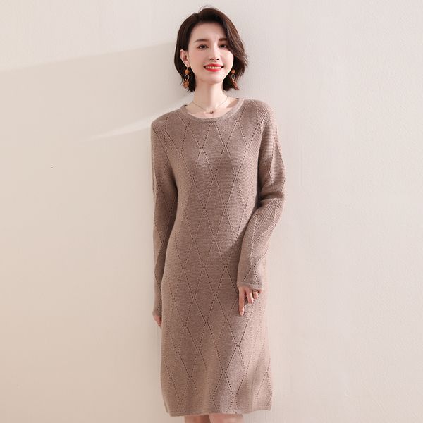 

2021 selling women's dress 100% pure cashmere goat crocheted winter jumpers fashion long ladies'dresses 8v7y, Black;gray