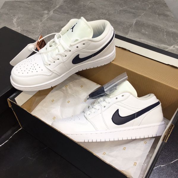 

designer womens casual shoes luxury white black splicing mesh jagged bottom round head sneakers with box size 36-45