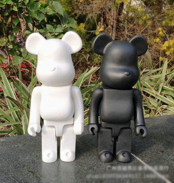 

2 colors 400% bearbrick black white violent bear handmade model toys deskdecorations children birthday christmas gifts