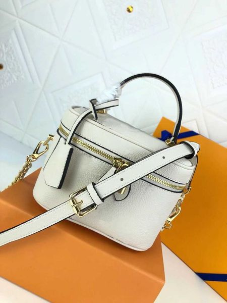 

fashion empreinte leather giant flower women mini vanity cases travel crossbody bag embossed grain leather zipper open leather braided chain