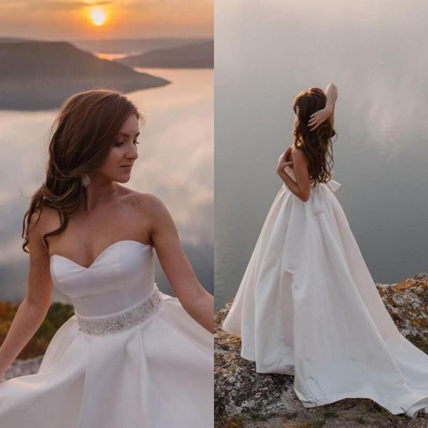 

2021 satin wedding dresses sweetheart neckline beaded sequins beaded sweep train custom made wedding bridal gown vestido de novia, White