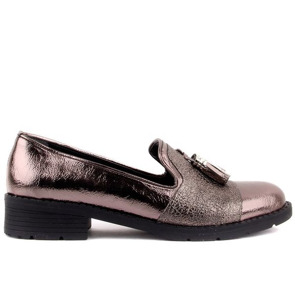 

casual black-colored female shoe grinders ykd3