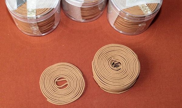 

promotion natural indian sandalwood incense coil 48 coils per box burning 4 hours/coil sandal coils jllqsy bdedome