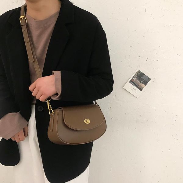 

all-match crossbody bag 2021 new solid color women casual one shoulder saddle pack fashion leather lipstick packet d981