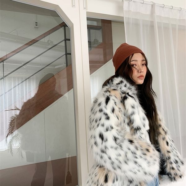 

obrix female faux fur coat wide waisted full sleeve casual trendy streetwear fashion fur coat for women 201209, Black