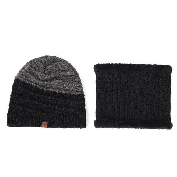 

knitted hat and scarf 2020