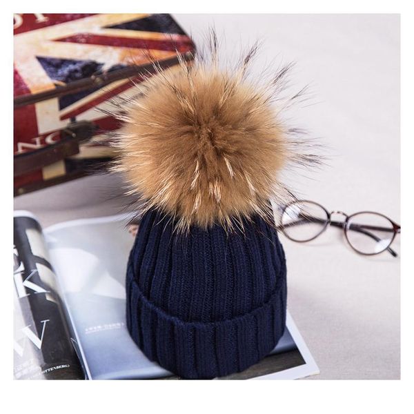 

2020 brand winter hat for women beanies cap real raccoon fur pompom women hats bonnet femme girls ca qylshc
