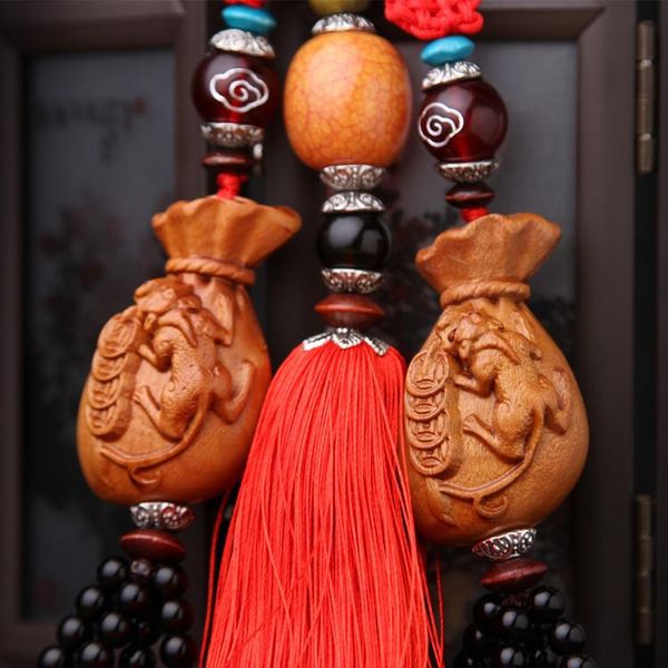 

boutique key chain car pendant wallet high grade peach car pendulum ornaments engraved car engraved hanging jllazo