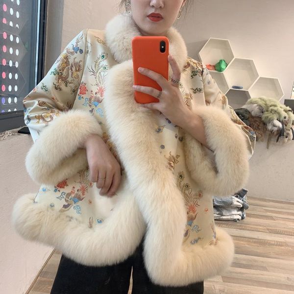 

2021 new imported fur coat female chinese style cloak coat prosperity brought by the dragon and the phoenix tang suit beaded, Black
