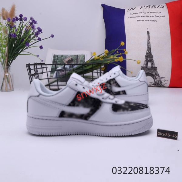 

2020 men's and women's low-one 1 casual shoes white and black dunk sports skateboarding shoes classic sports shoes high-top, Black;red