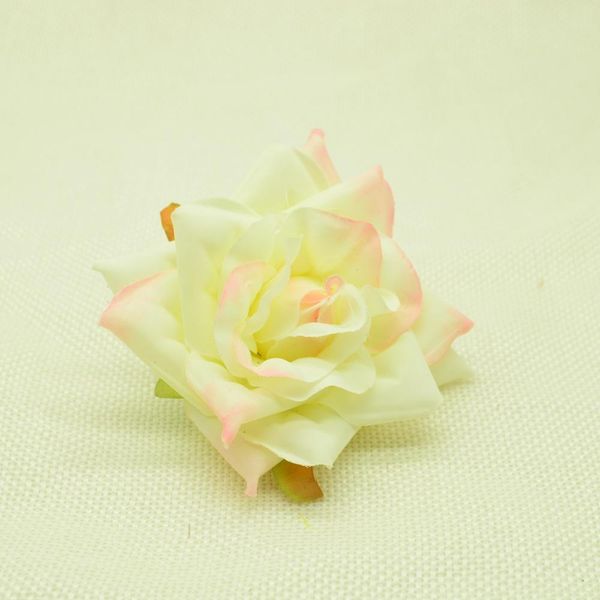 

2 шт. новые шелковые розы головы рождественские украшения для домашней свадьбы автомобиль партия фальшивые пластиковые цветы diy подарки кор