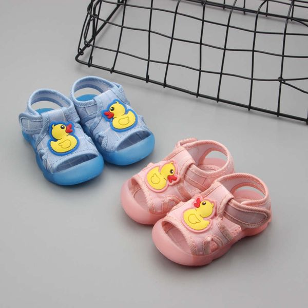 

canvas children's 2020 summer new casual boys' sandals cartoon solid color baotou baby sho wear ristant, Black;red