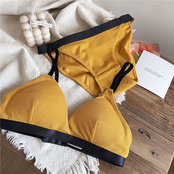 

wriufred gathering underwear triangle cup thin bra briefs suit comfortable wireless lingerie set detachable padded simple, Black;white