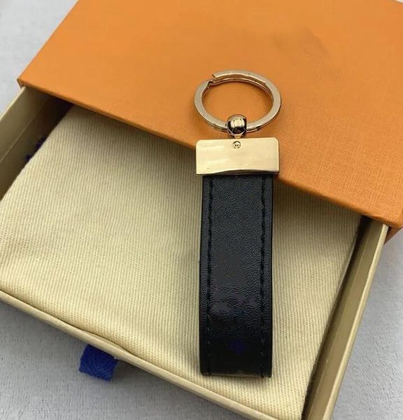 Portachiavi con fibbia per chiave di design Borse con ciondolo Catene Portachiavi con fibbia in pelle 3 colori Accessori per ciondolo per borsa da donna di alta qualità Link regaloA