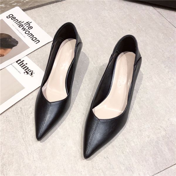 

black leather high female heels pointed to shallow mouth 5.5cm simple and comfortable yellow single heel 591-2 shoes u4li