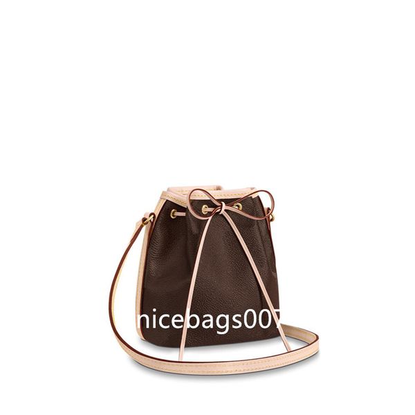 

mini luxurys designers bags women crossbody bag makeup credit leather trend messenge purses fashion camera large cross body mens wallet back