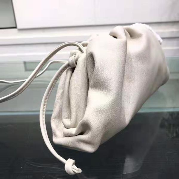 

2020 new brand fashion womens handbags crossbody luxury designer bags small shang yun bag woman backpack calfskin material multi-color