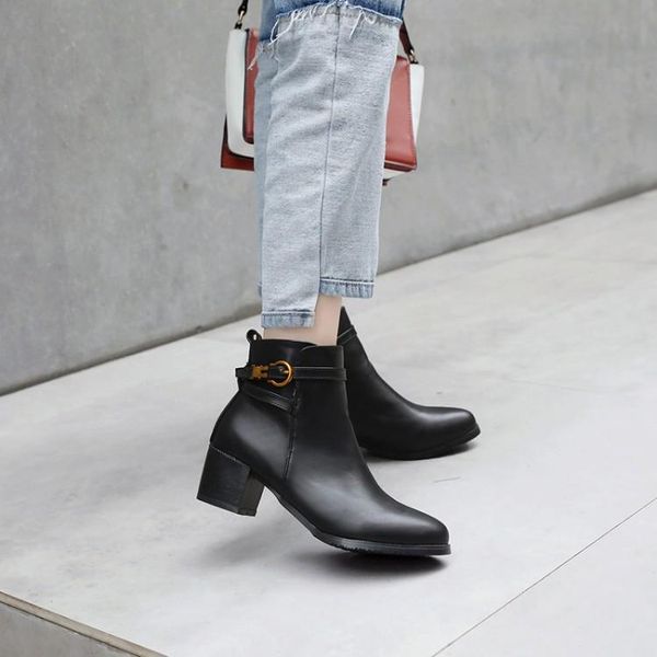 

boots big size shoes, middle heel, thick boots, short bare single, Black
