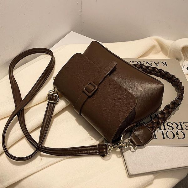 

shoulder bags high sense of western style small bag female 2021 trendy messenger net celebrity explosion single underarm