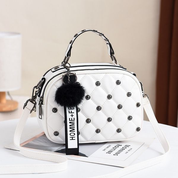 

hbp non-brand new handbag women's fashionable rivet in winter of 2021 sport.0018