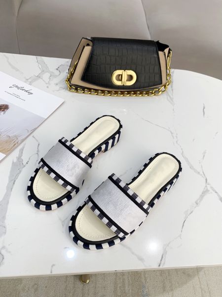 

2021 spring and summer new one line slipper classic last imported three-dimensional letter flying weaving british design, Black
