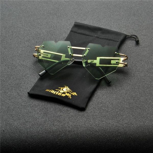 

2020 new fashion love heart cat sunglasses women brand designer vintage small pink sun glasses clear lens sunglasses shades fml, White;black