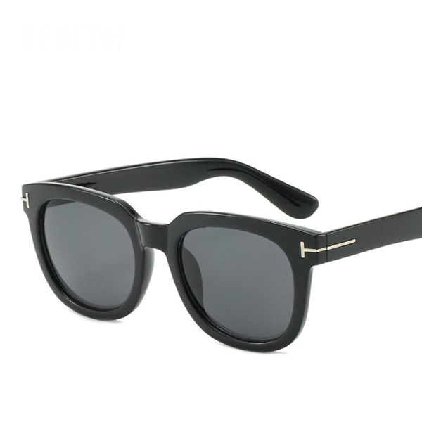 

new luxury qualtiy new fashion 0699 211 tom sunglasses for man woman erika eyewear ford designer brand glasses with big box in, White;black